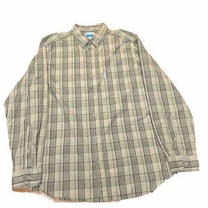 Men’s Columbia Button Down‎ Plaid Shirt. Large, good condition.